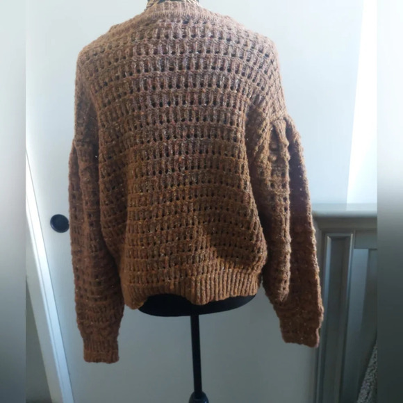 Crocheted Open Knit dropped shoulder Cropped sweater Size Large Brown - Picture 9 of 10